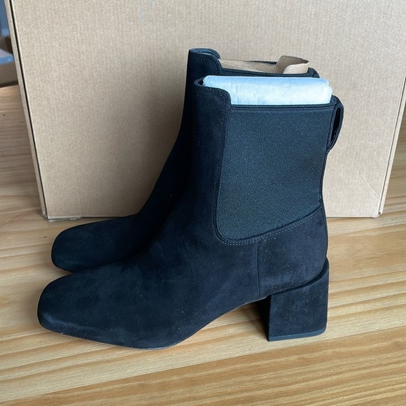NEW IN BOX! Vince Kimmy Black Bootie - Picture 7 of 14